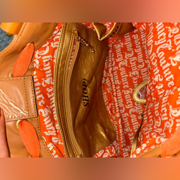 LIKE NEW JUICY COUTURE DAYDREAMER BAG - Picture 6 of 11